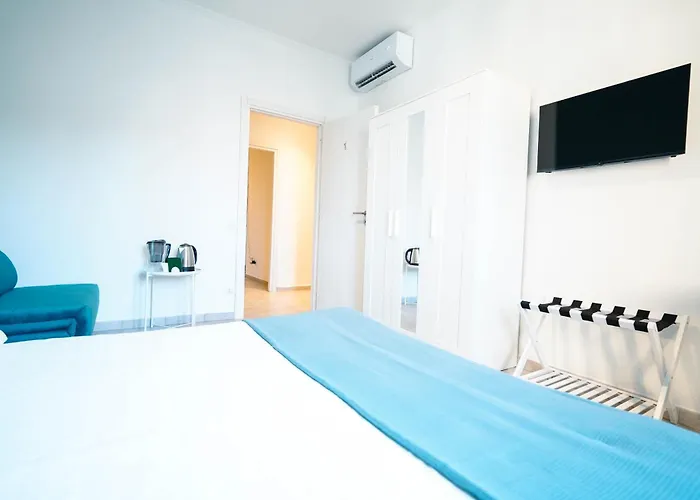 Salotto Tiburtino 3*